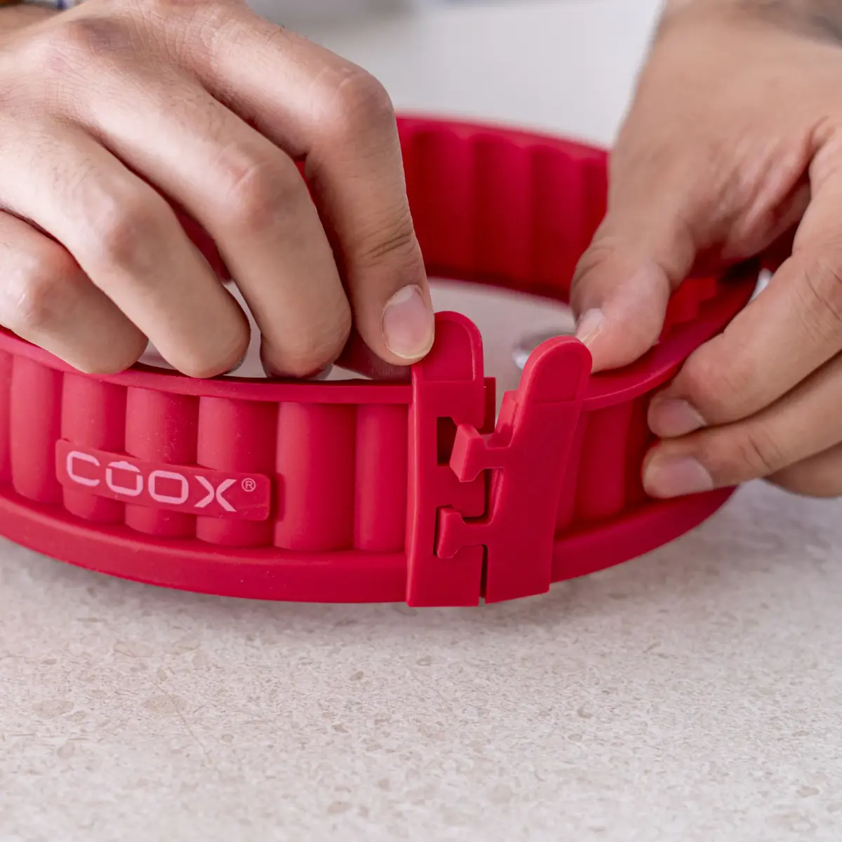 Coox Forma Quicheform 26cm vermelho prato de vidro e pés 1,8L - Imagem 5