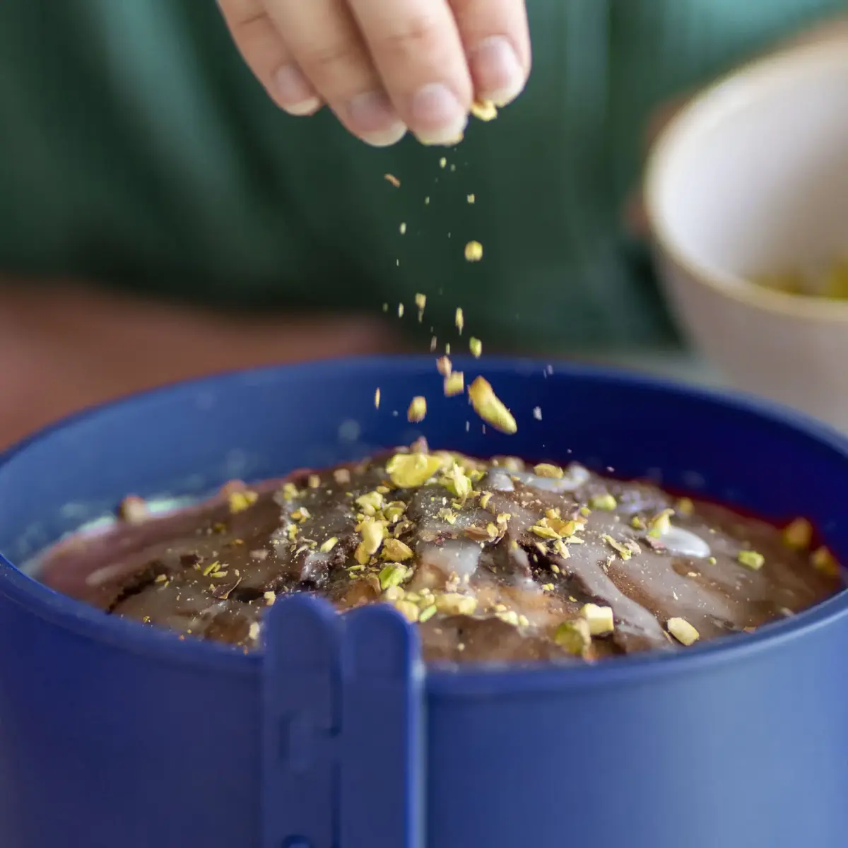 Coox Forma Springform 26cm Azul prato de vidro e pés 3,4L - Imagem 4