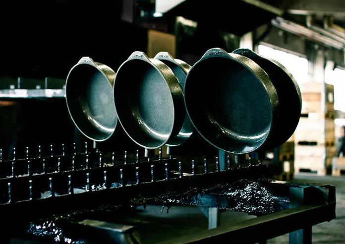 ferro fundido skepspshult peças penduradas